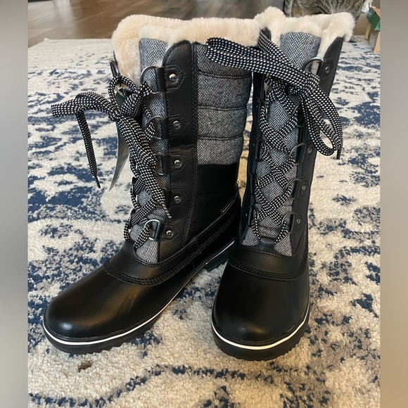Women's water resistant Winter Boots-NEW - Picture 2 of 6